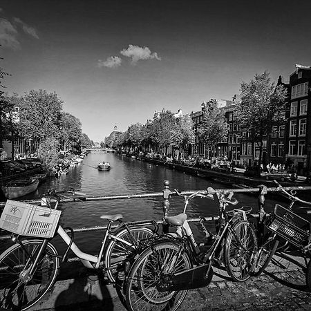 The Black Beauty Private Studio With Canal View From 1799 Amsterdam Eksteriør billede