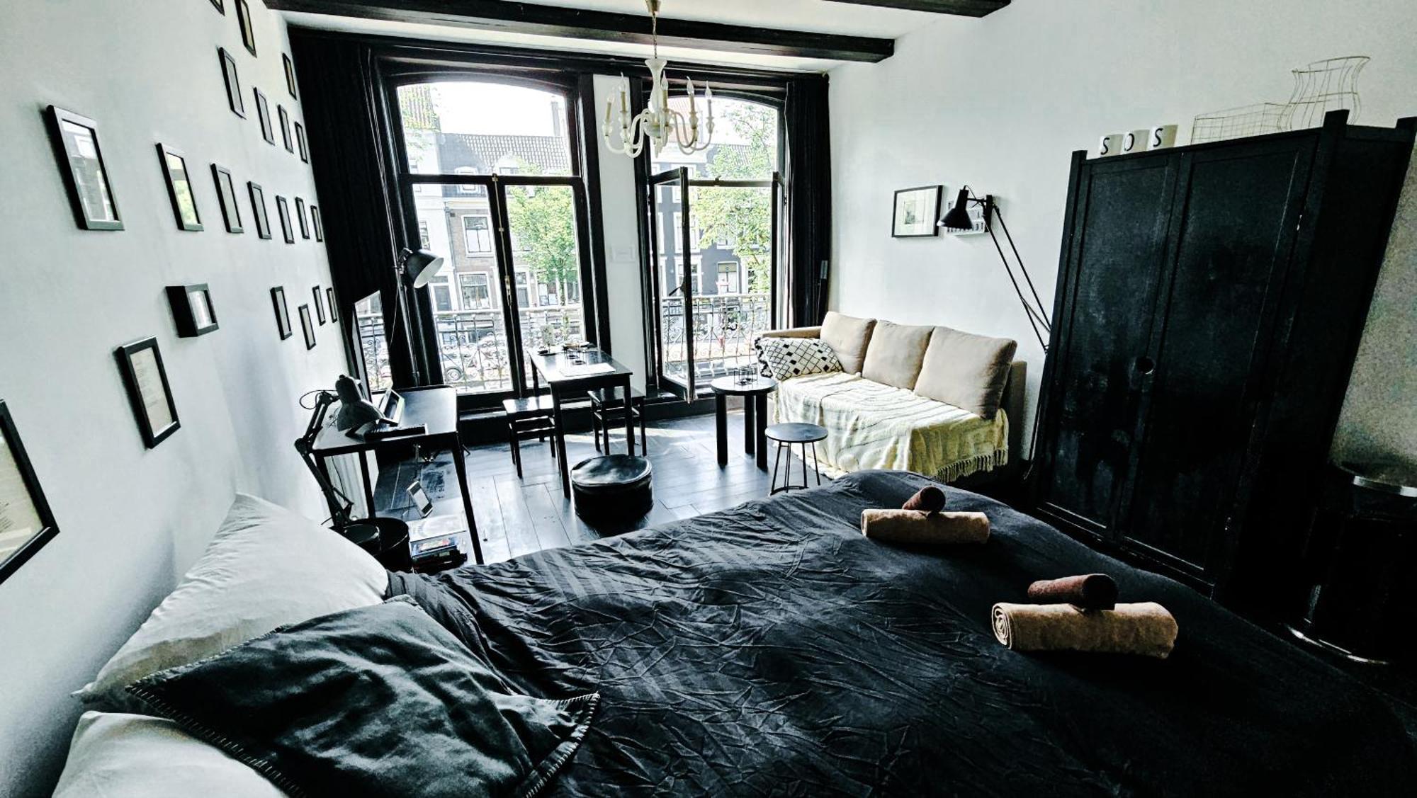 The Black Beauty Private Studio With Canal View From 1799 Amsterdam Eksteriør billede